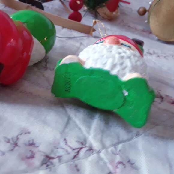 Lot of 16 Vintage Christmas Ornaments 50s 60s 70s 80s 90s - Picture 11 of 11